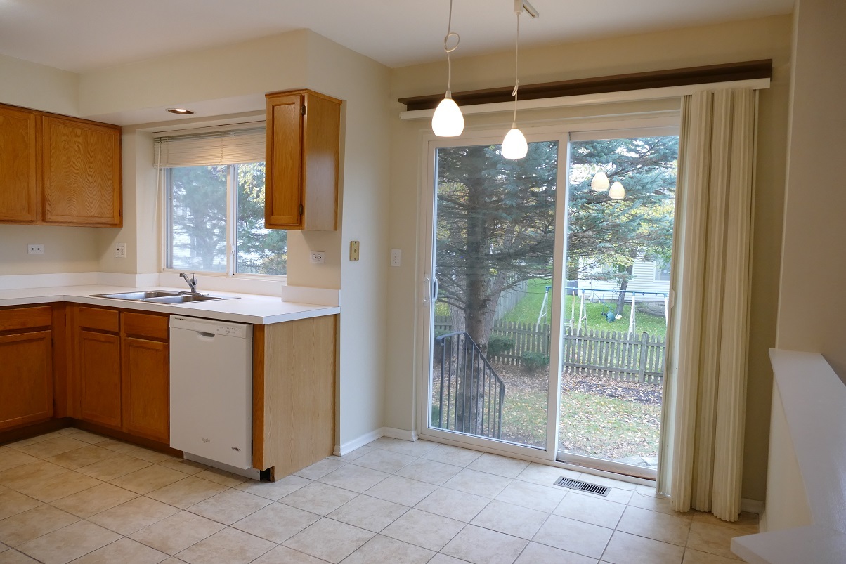 2052 SPICE Lane, Naperville, IL 60565