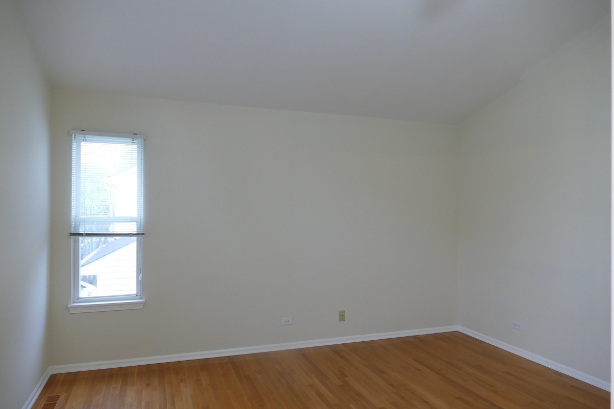 2052 SPICE Lane, Naperville, IL 60565