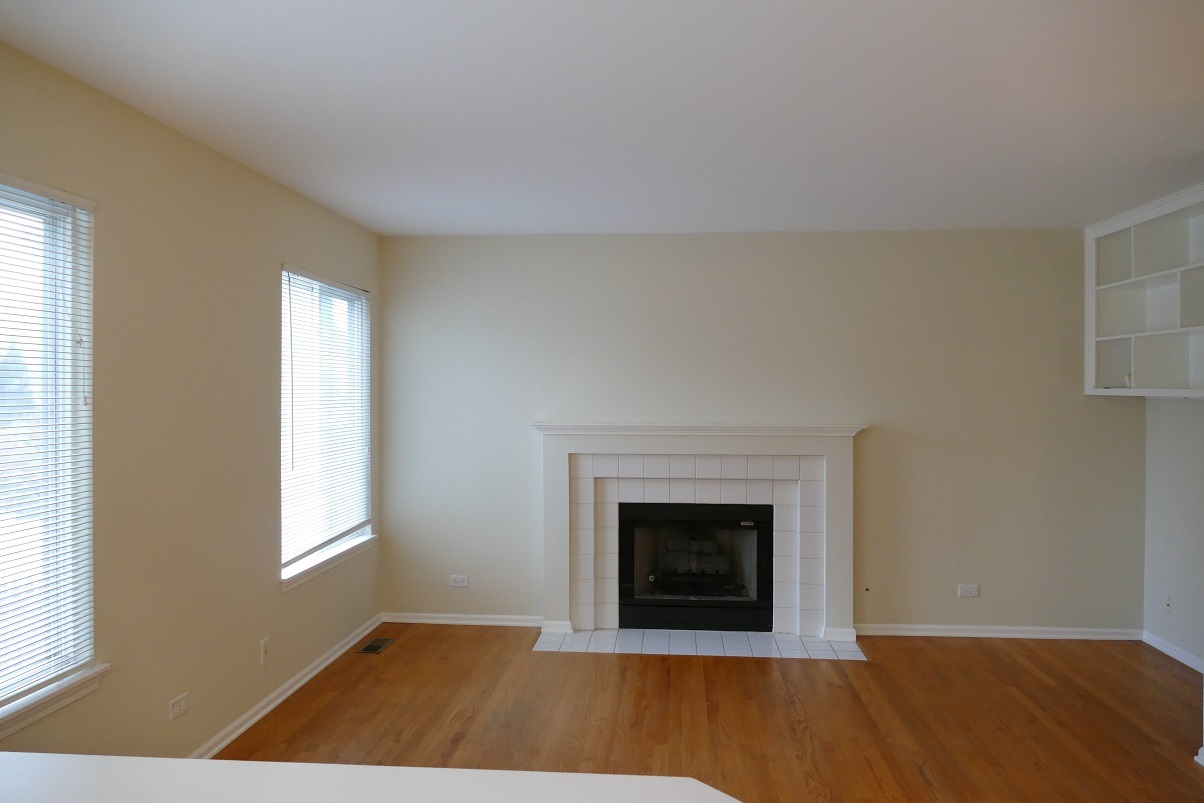 2052 SPICE Lane, Naperville, IL 60565