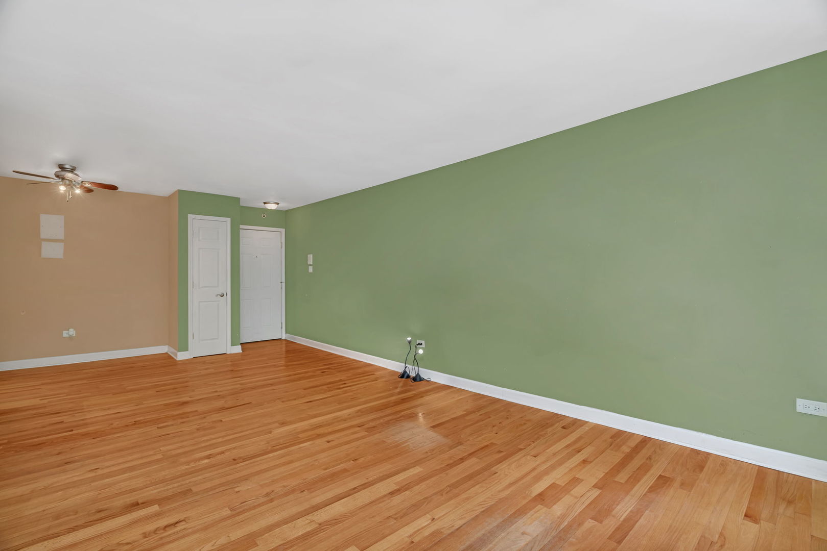 10214 S 84th Terrace #312, Palos Hills, IL 60465