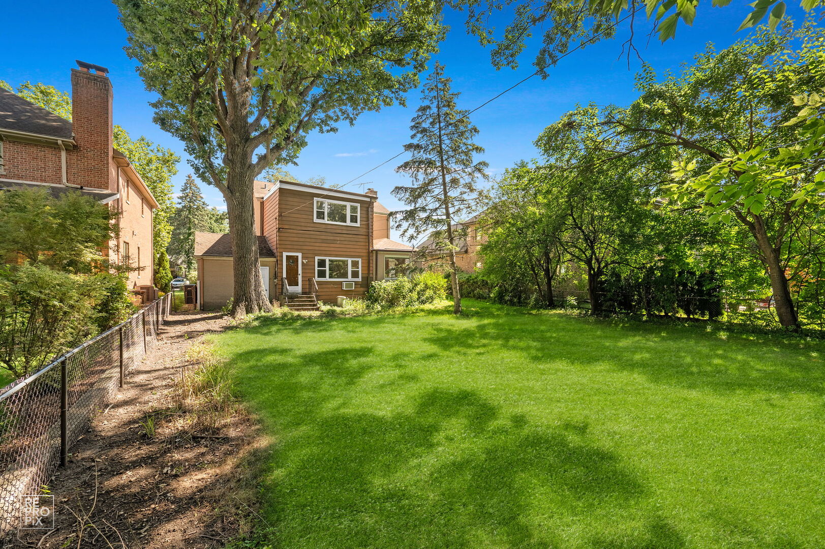 6718 N Jean Avenue, Chicago, IL 60646
