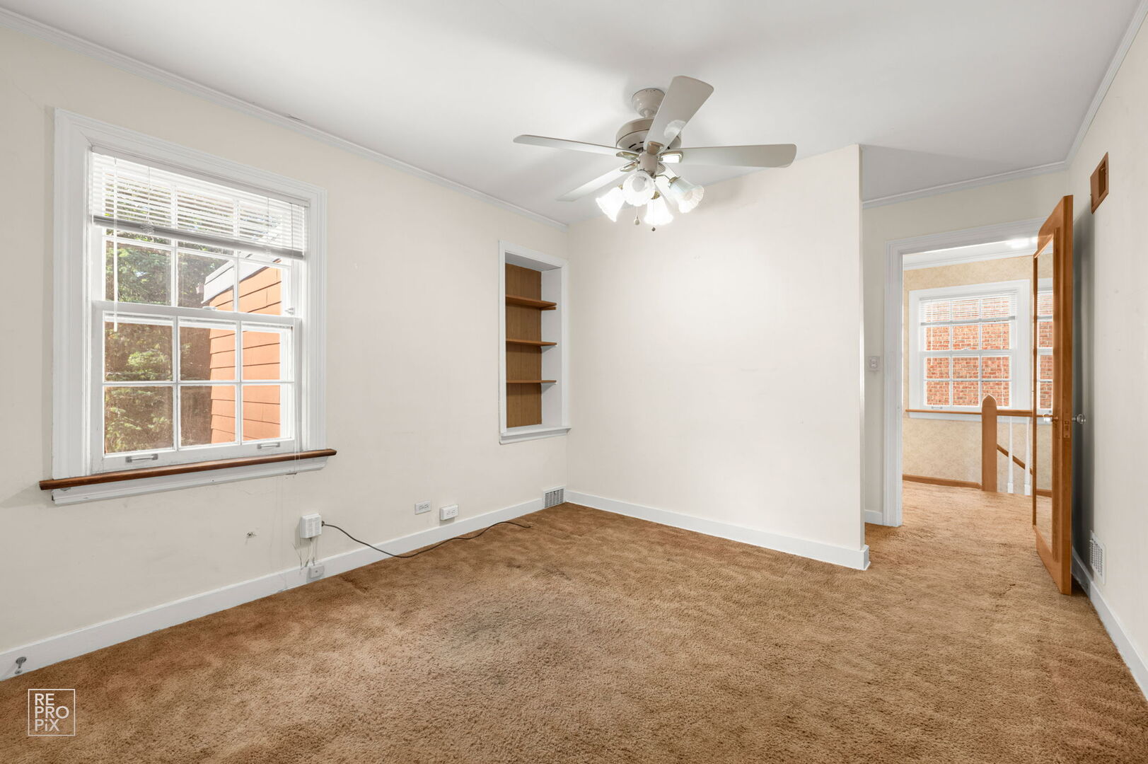 6718 N Jean Avenue, Chicago, IL 60646