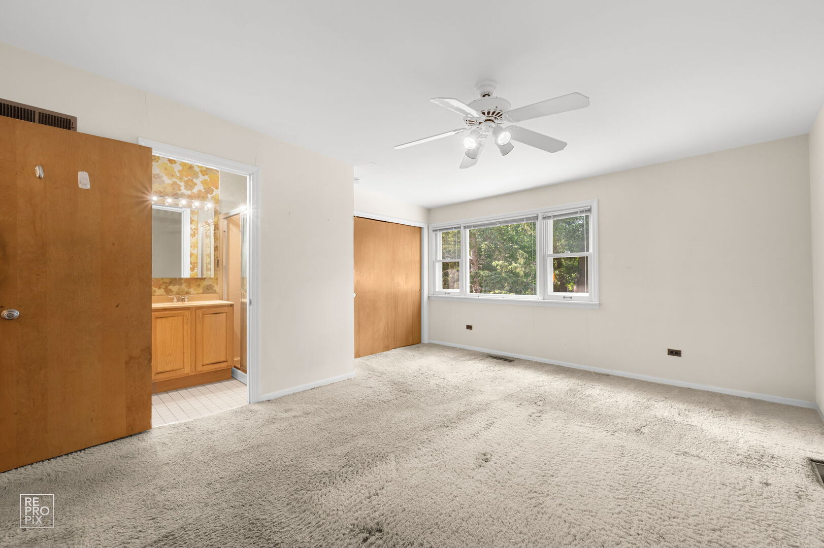 6718 N Jean Avenue, Chicago, IL 60646