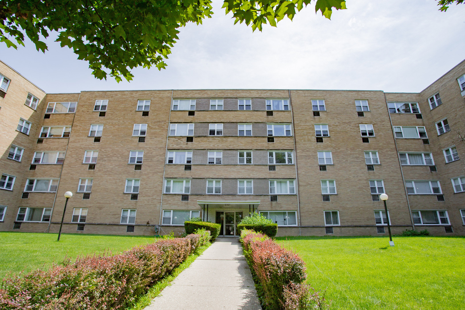 6161 N Hoyne Avenue #308, Chicago, IL 60659