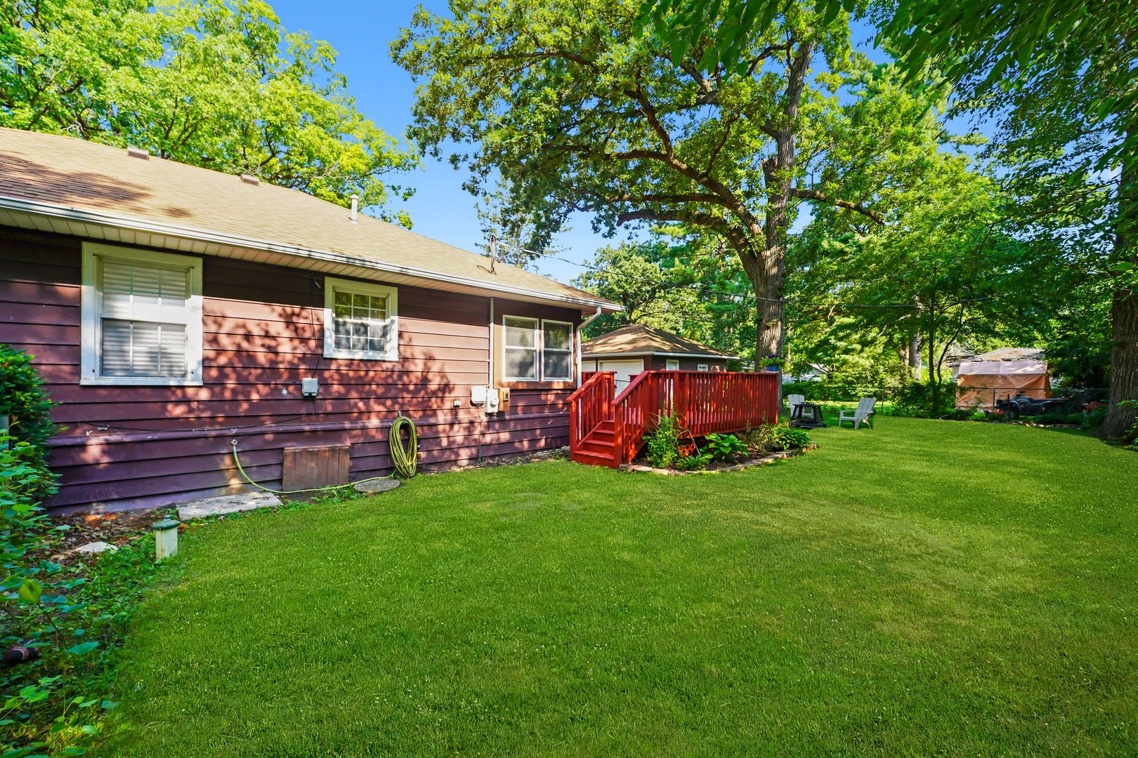 28608 W Parkview Drive, Island Lake, IL 60042