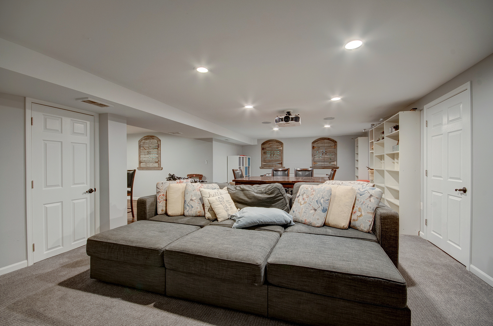 712 Stonebridge Road, Frankfort, IL 60423