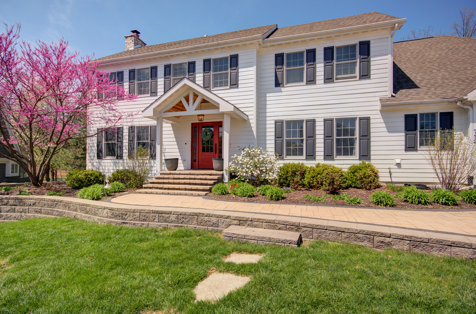 712 Stonebridge Road, Frankfort, IL 60423