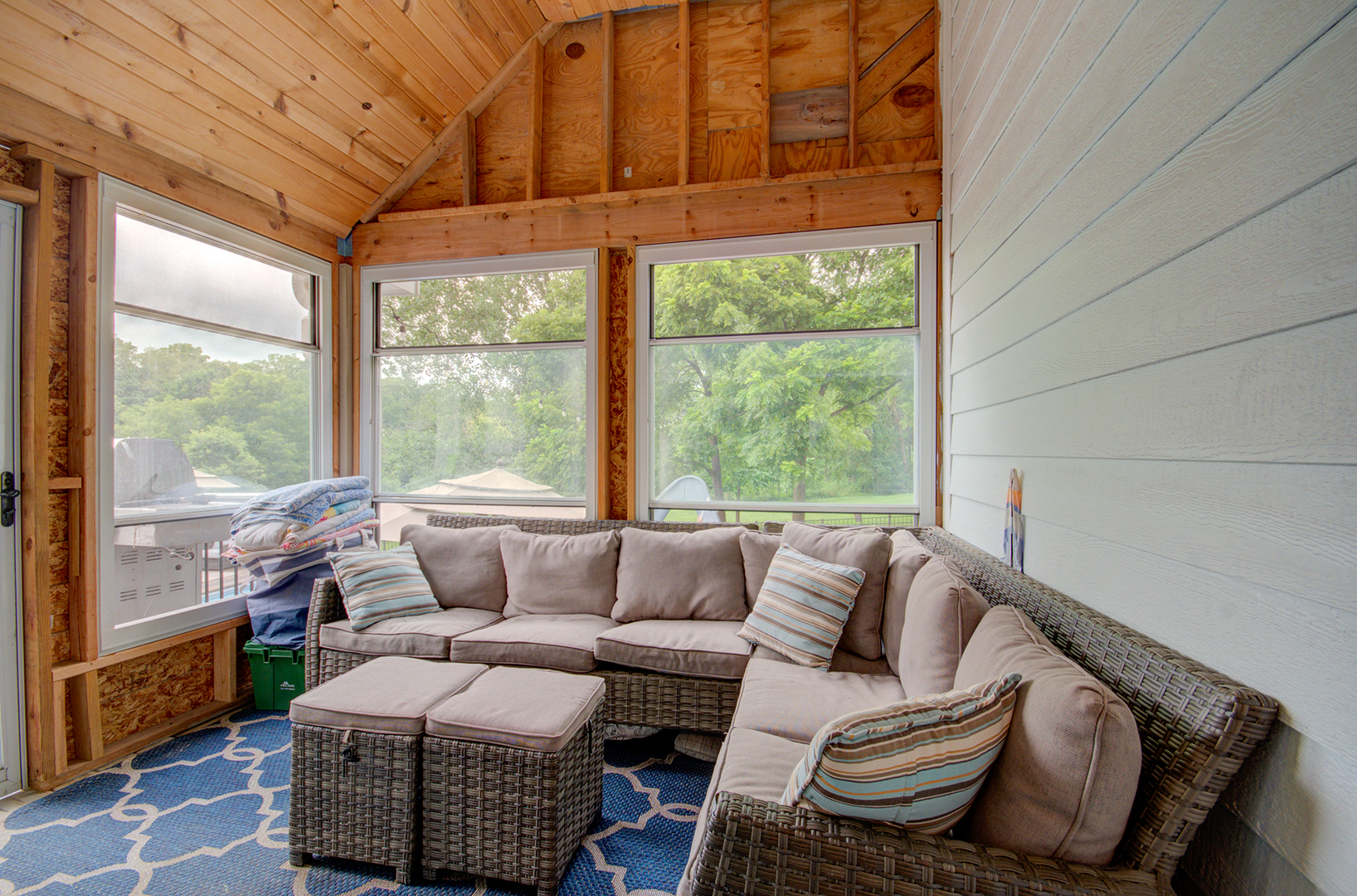 712 Stonebridge Road, Frankfort, IL 60423