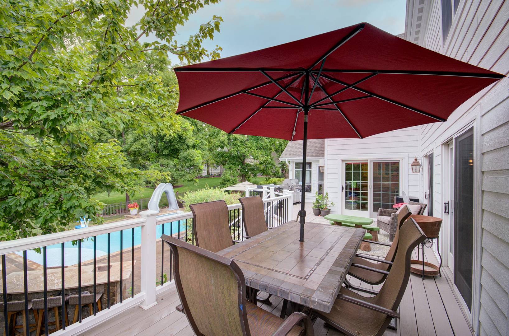 712 Stonebridge Road, Frankfort, IL 60423