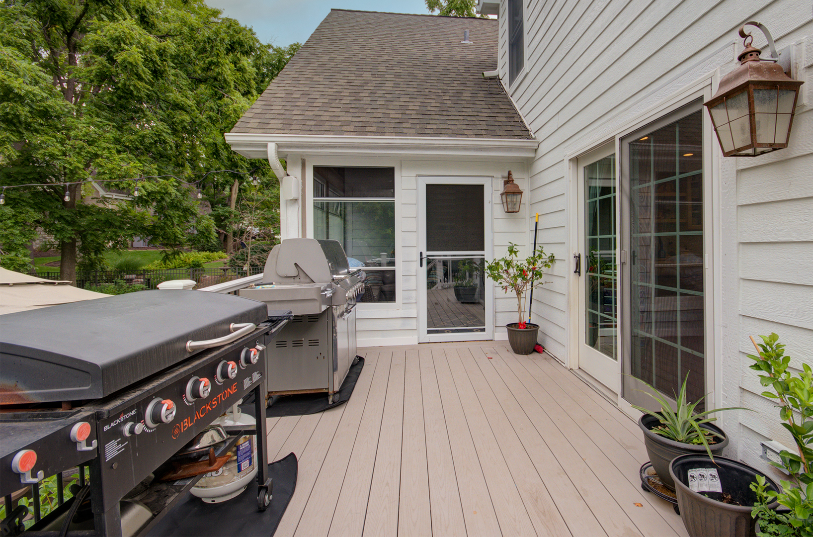 712 Stonebridge Road, Frankfort, IL 60423