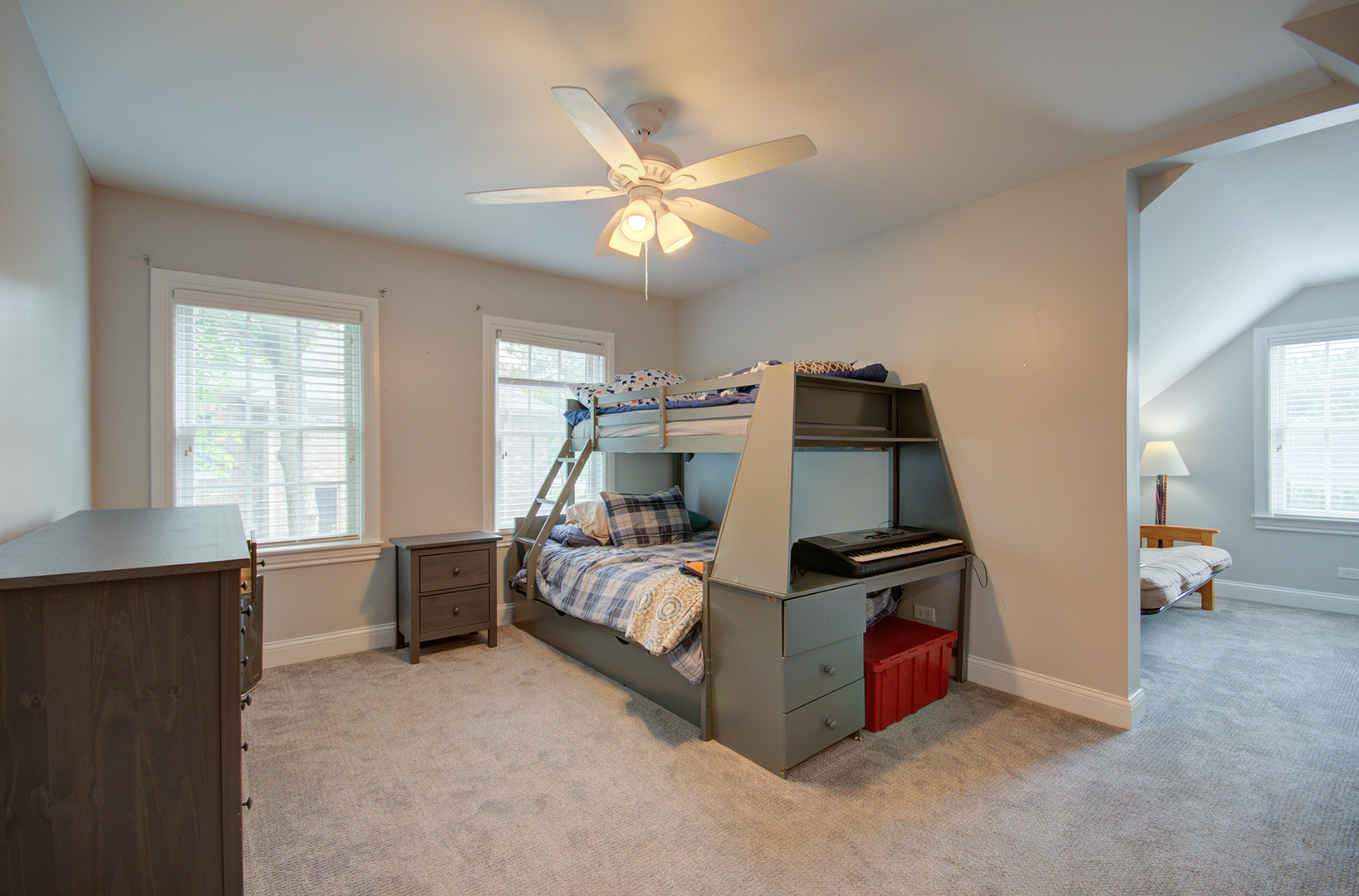 712 Stonebridge Road, Frankfort, IL 60423