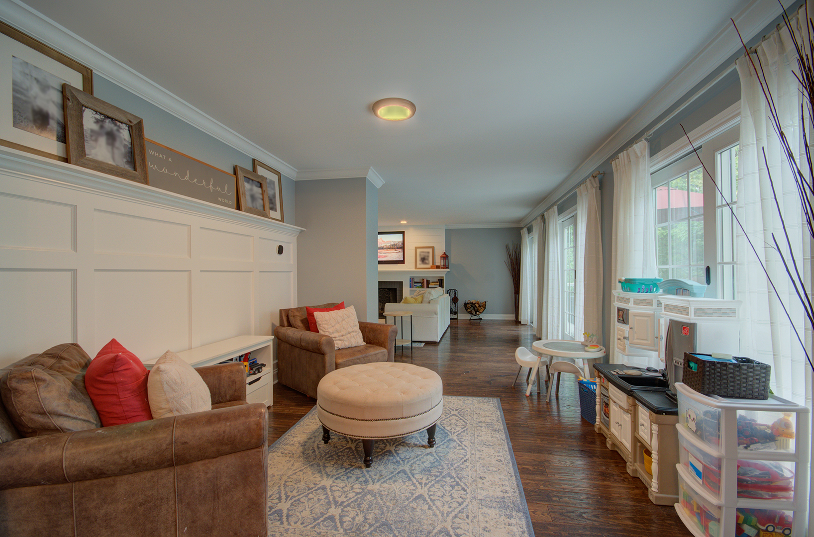 712 Stonebridge Road, Frankfort, IL 60423