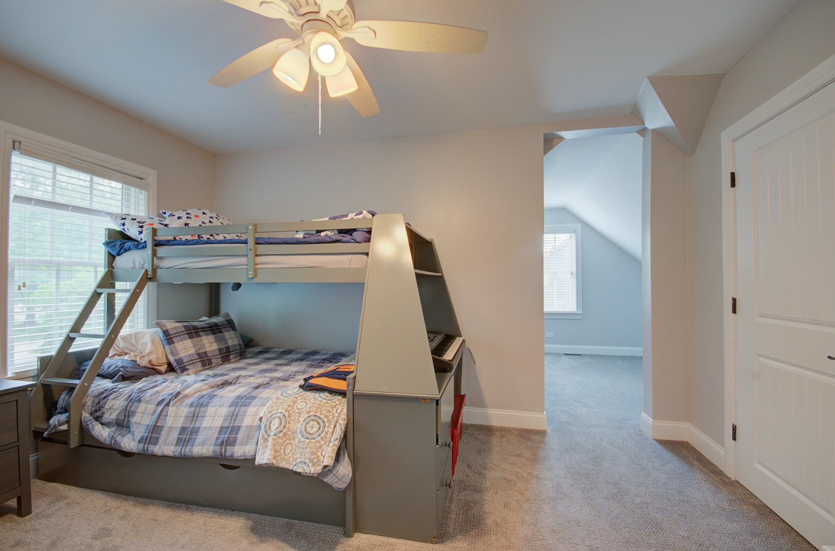 712 Stonebridge Road, Frankfort, IL 60423