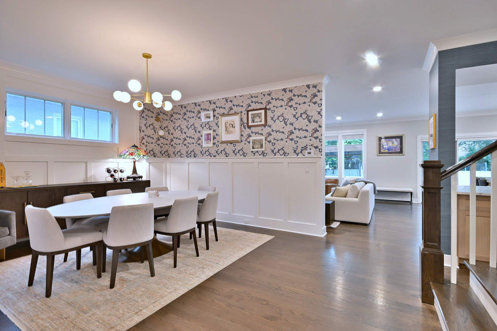 662 S Parkside Avenue, Elmhurst, IL 60126