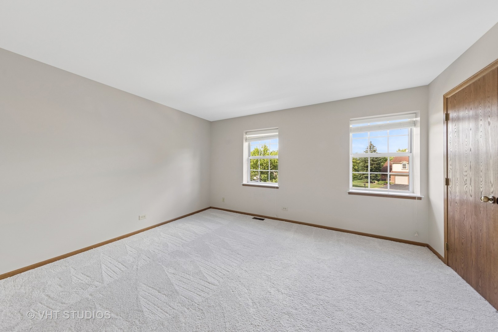 6522 stair Street, Downers Grove, IL 60516