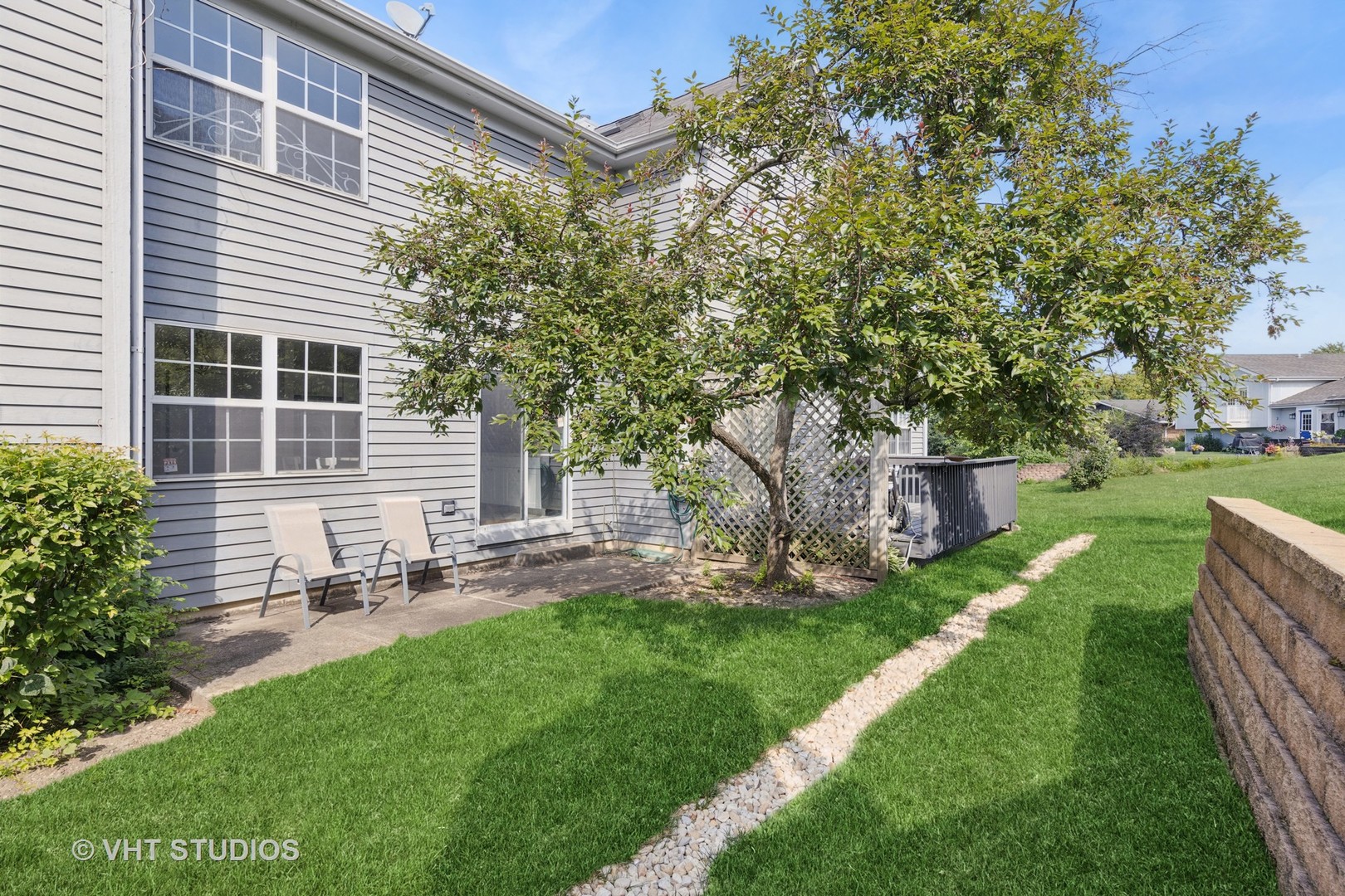 6522 stair Street, Downers Grove, IL 60516