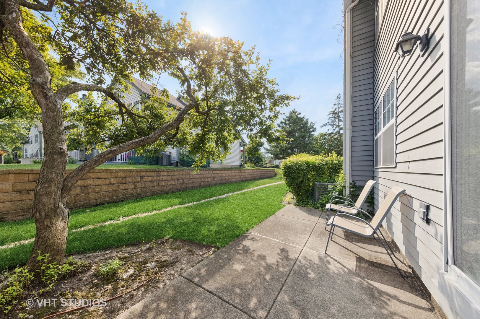 6522 stair Street, Downers Grove, IL 60516