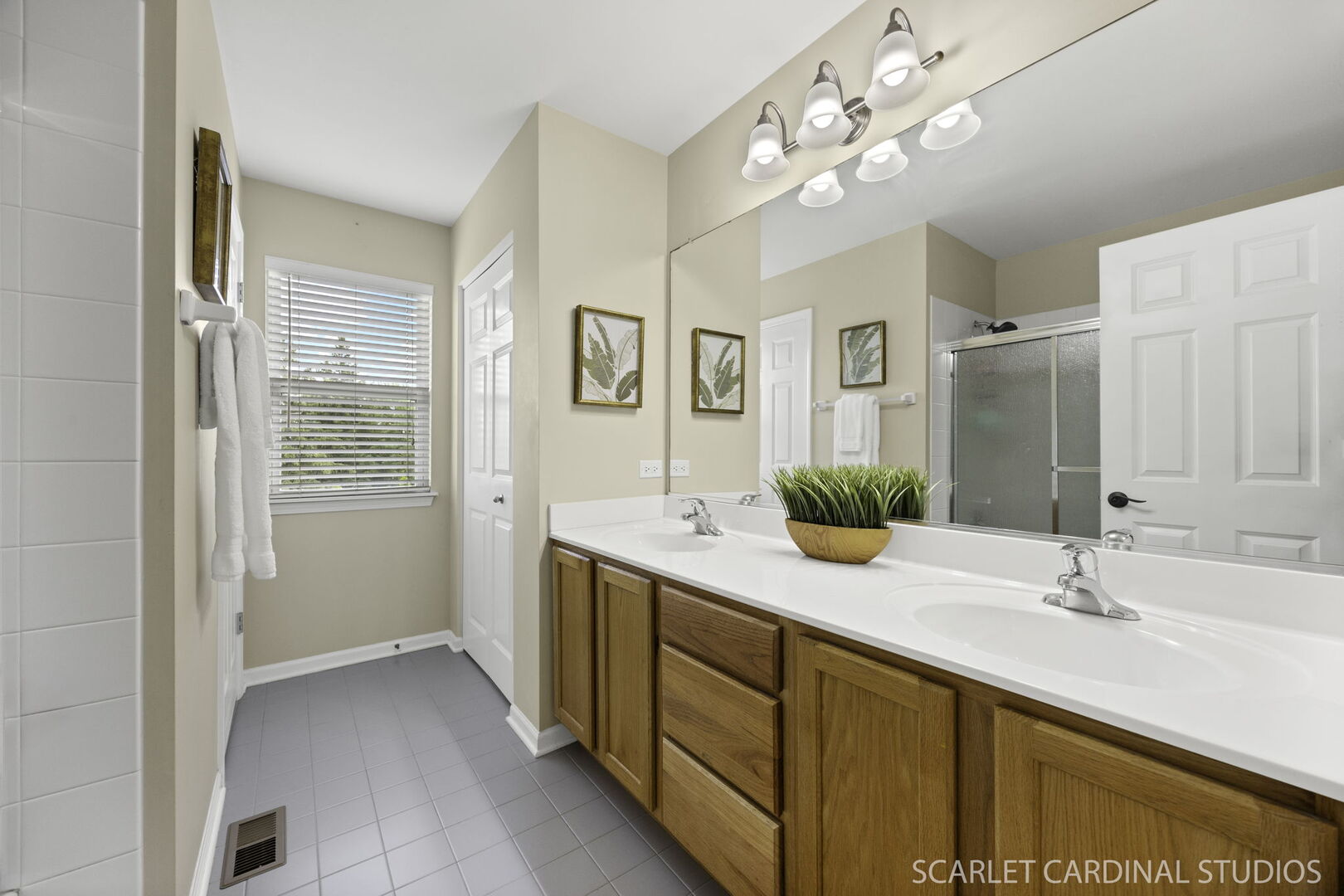 337 Veronica Circle, Bartlett, IL 60103