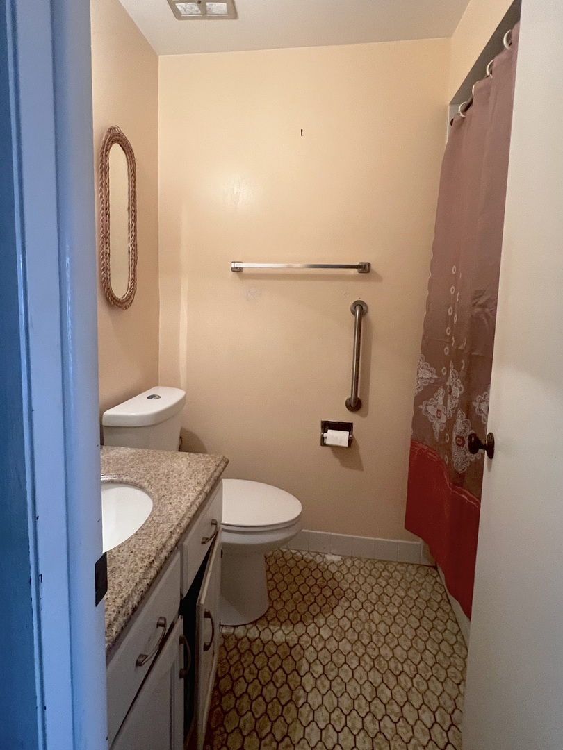 18400 Cherry Creek Drive #105, Homewood, IL 60430