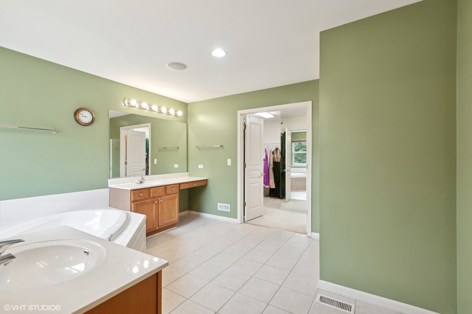 2701 Hamman Way, Aurora, IL 60502