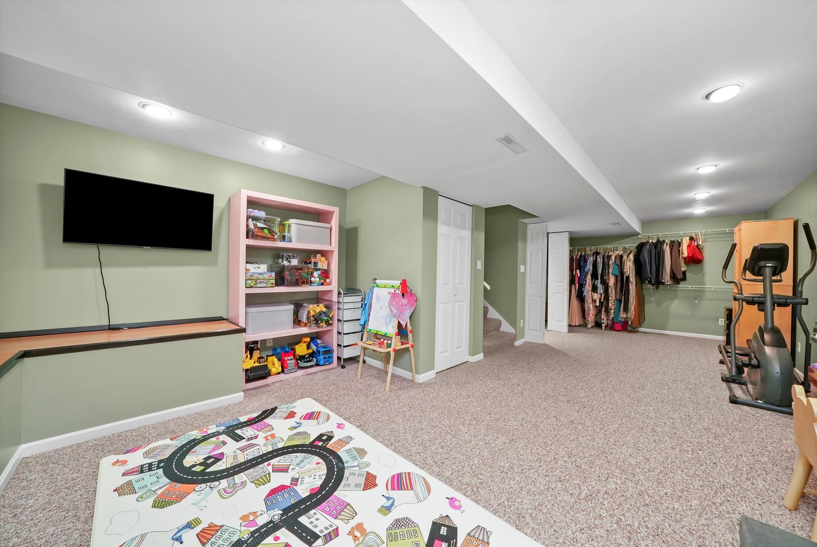 3721 Brighton Place, McHenry, IL 60050