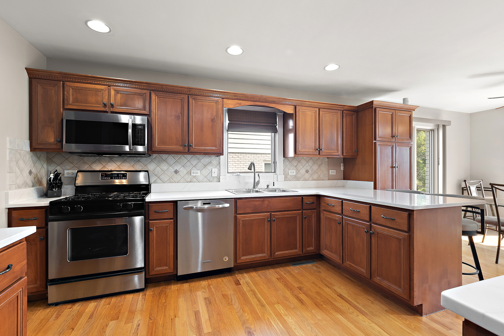 16313 Bob White Circle, Orland Park, IL 60467