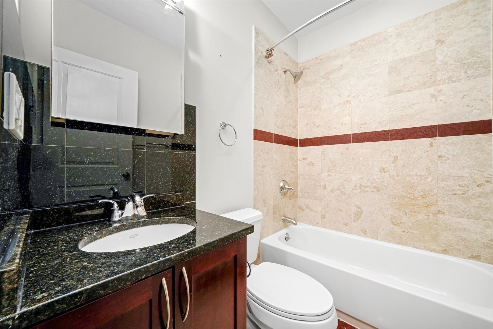 3551 W Belle Plaine Avenue #2, Chicago, IL 60618