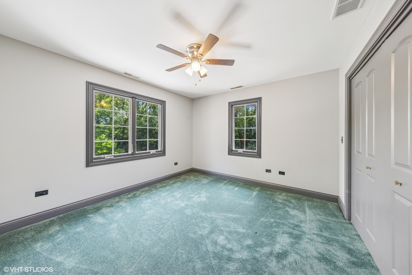 6001 Wolf Road, La Grange Highlands, IL 60525