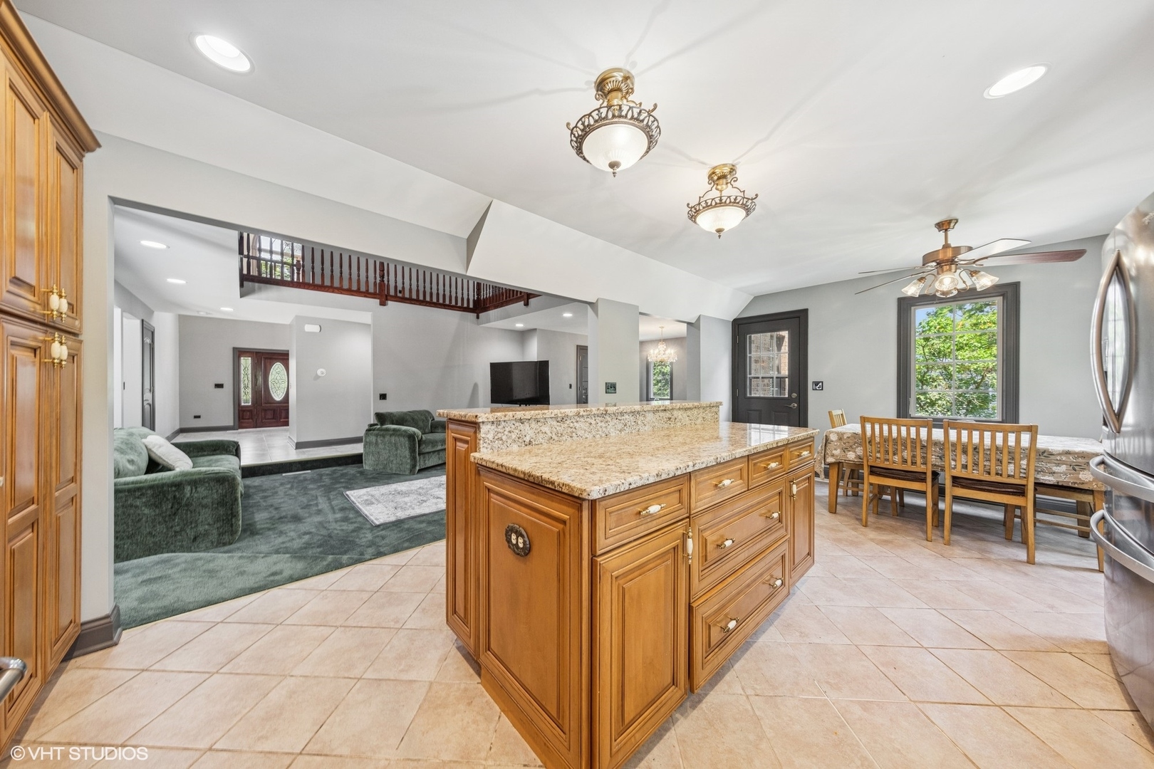 6001 Wolf Road, La Grange Highlands, IL 60525