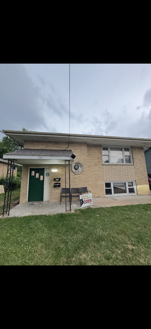 238 Trask Street #1, Aurora, IL 60505