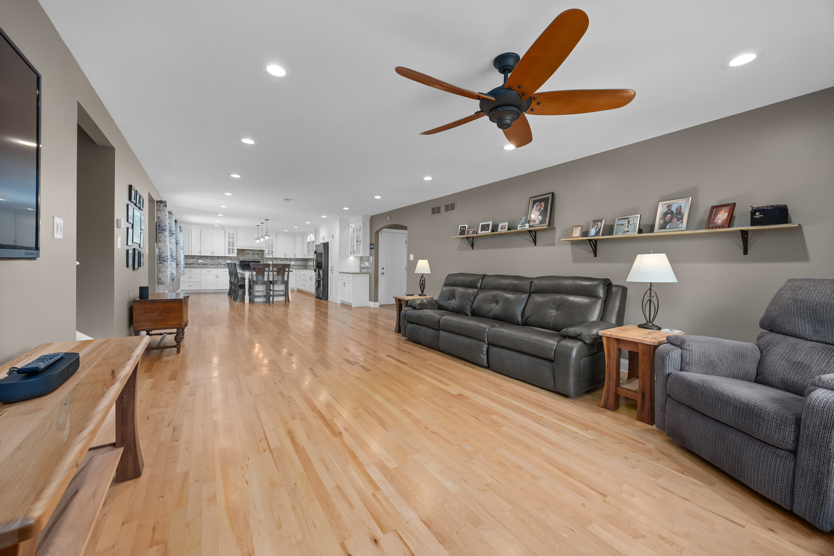 14561 S APPALOOSA Lane, Homer Glen, IL 60491