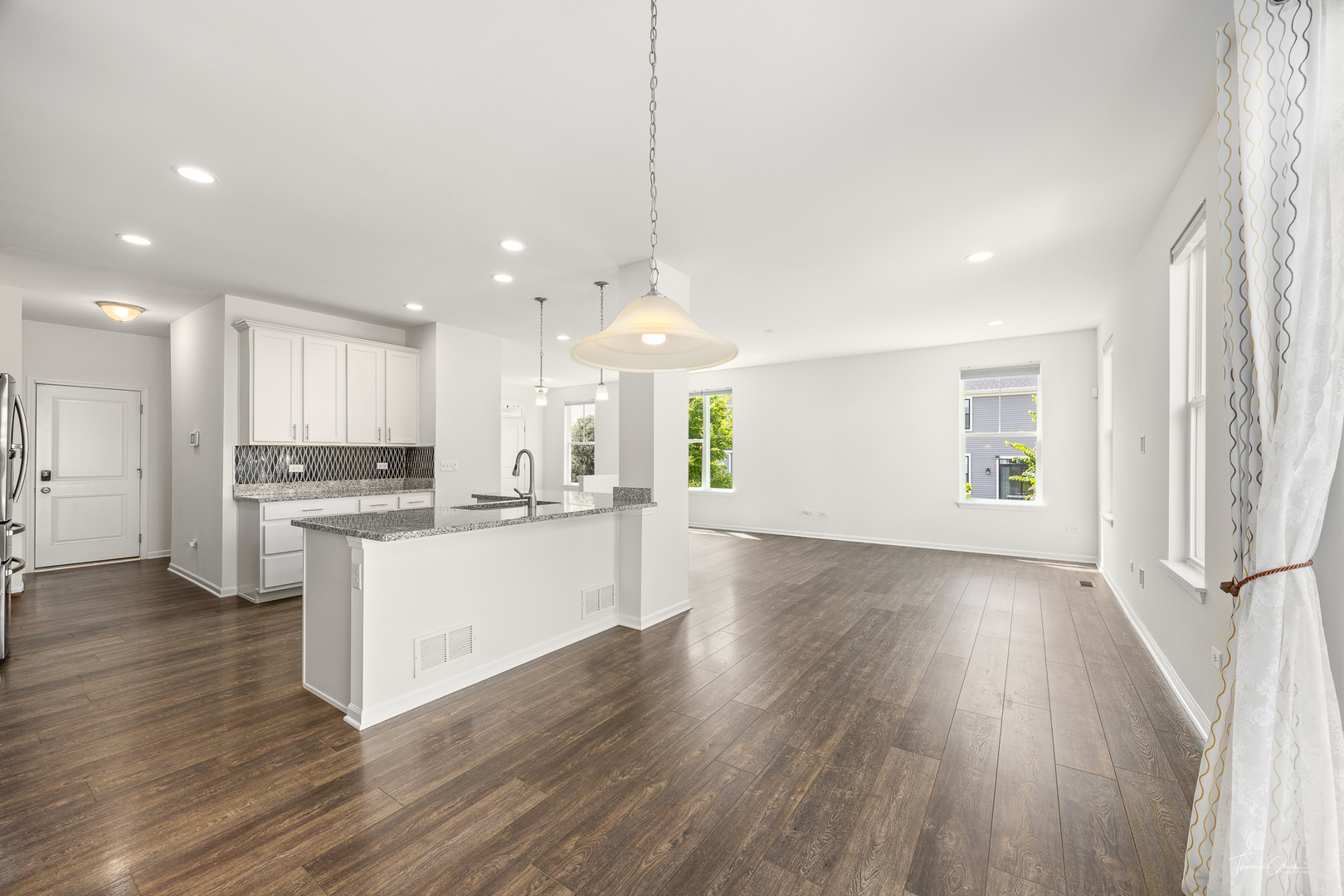 4141 Winslow Court, Aurora, IL 60504