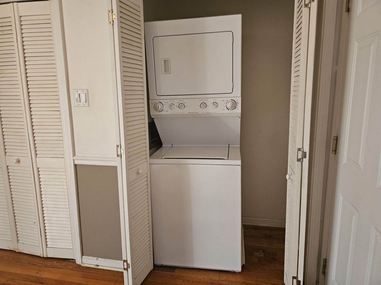 7131 S Euclid Avenue #3, Chicago, IL 60649