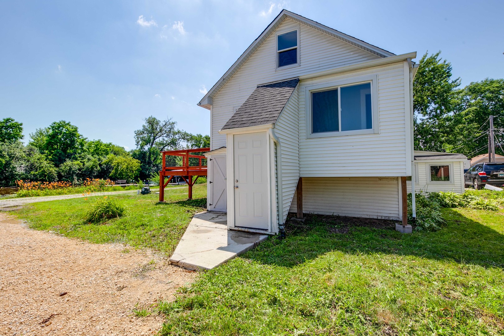 38717 N Lake Street, Antioch, IL 60002