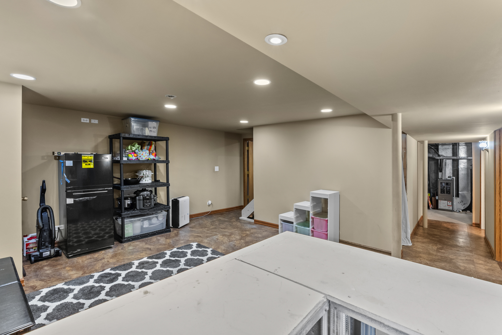 1105 W New York Street, Aurora, IL 60506