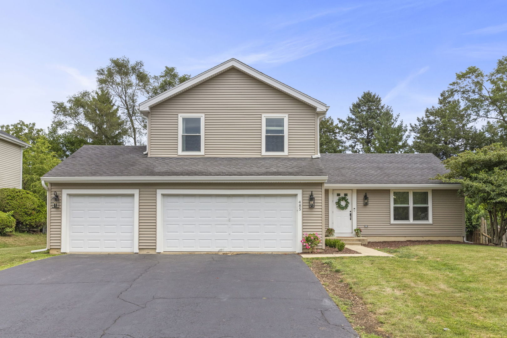 485 Edinburgh Lane, West Dundee, IL 60118