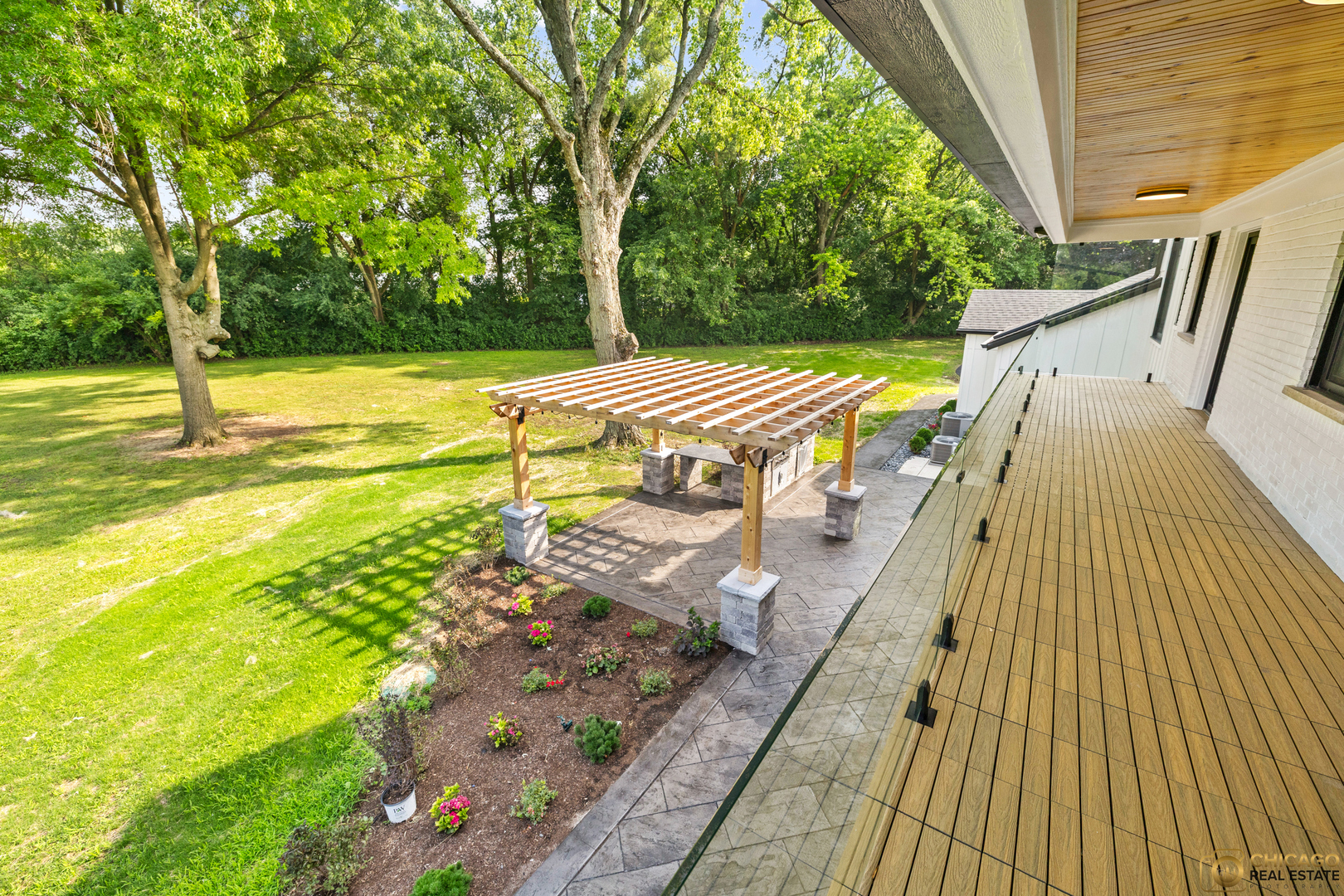 379 W County Line Road, Barrington Hills, IL 60010