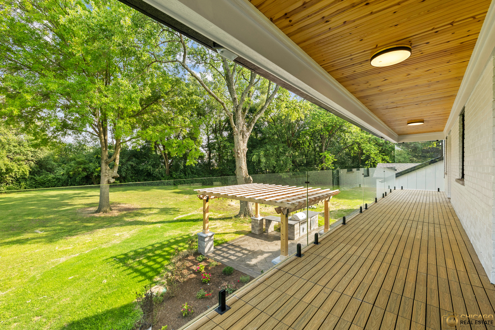 379 W County Line Road, Barrington Hills, IL 60010