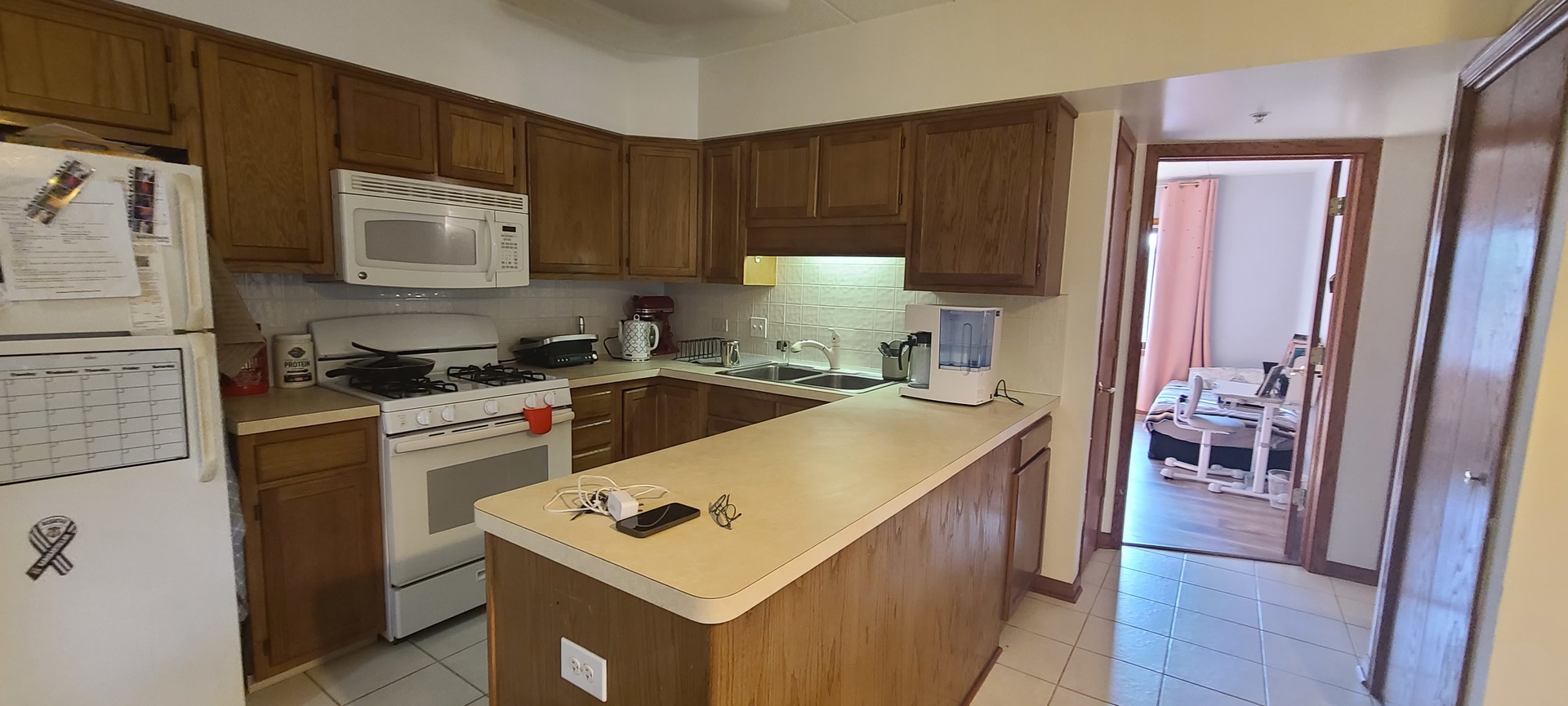 5005 Warren Street #202, Skokie, IL 60077