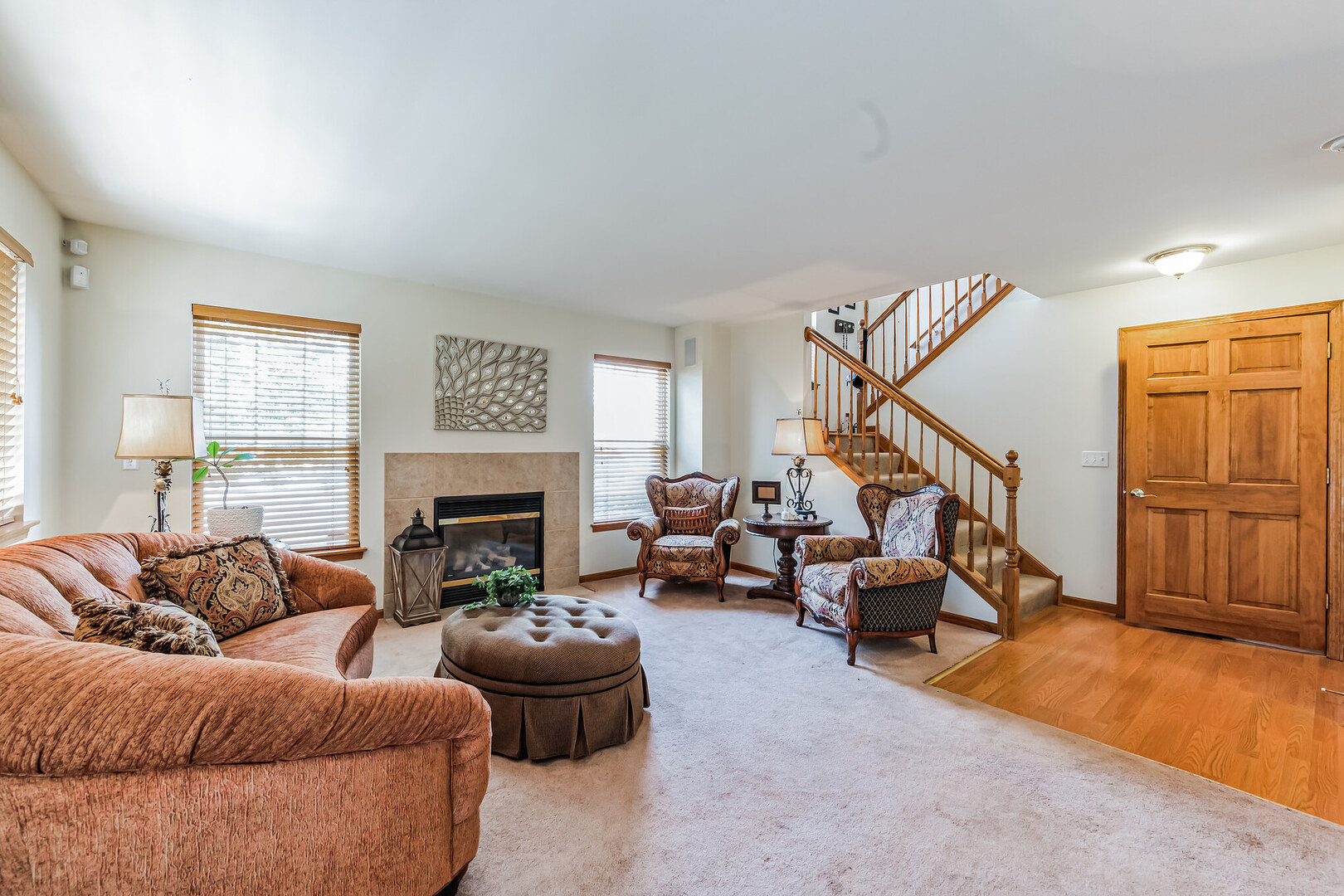 3003 SAGANASHKEE Lane #3003, Naperville, IL 60564