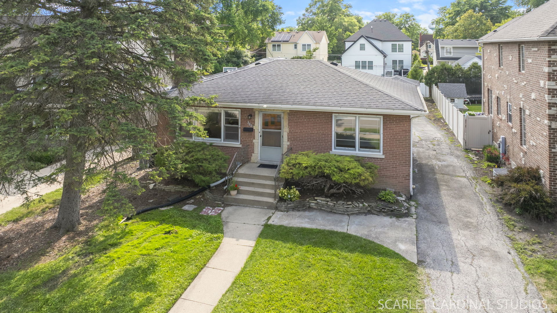 382 S Hawthorne Avenue, Elmhurst, IL 60126