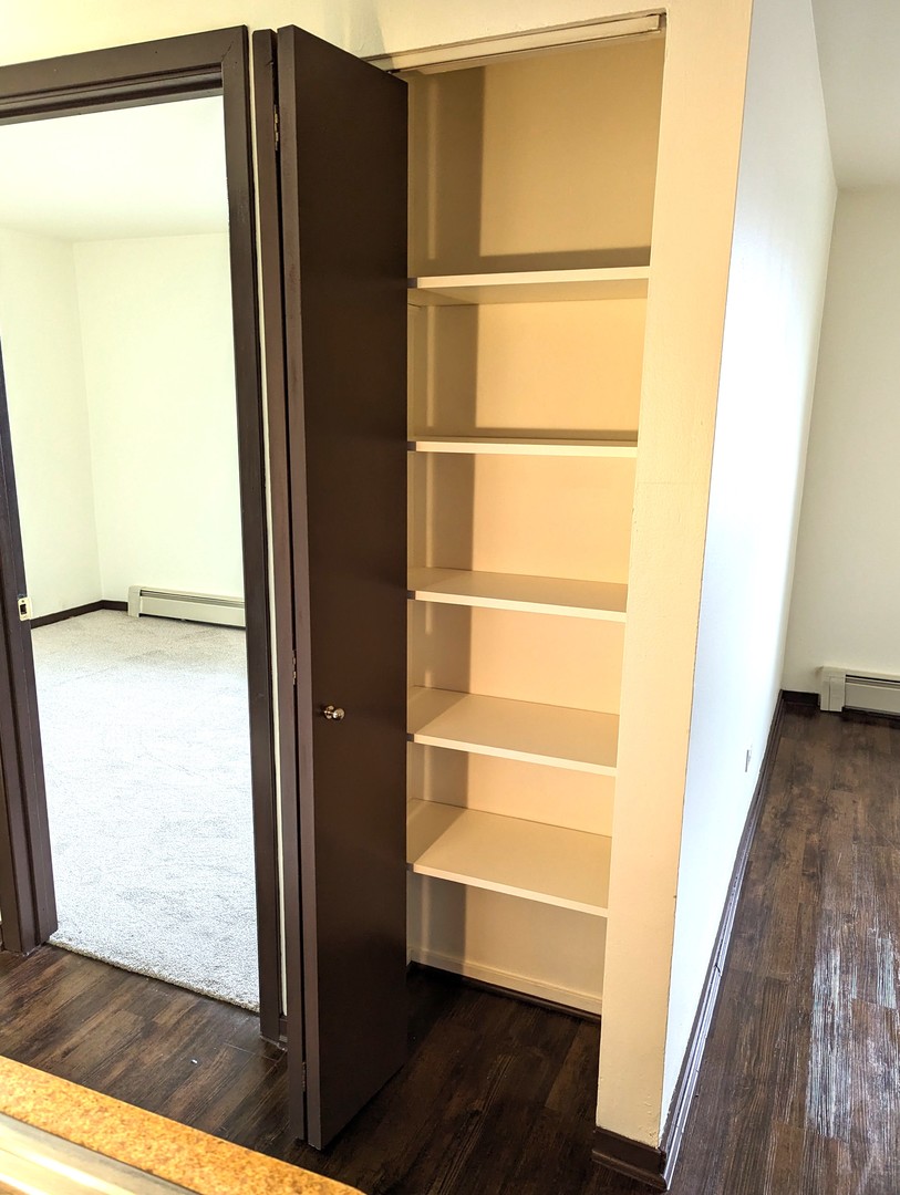 14043 Kilpatrick Avenue #3N, Crestwood, IL 60418