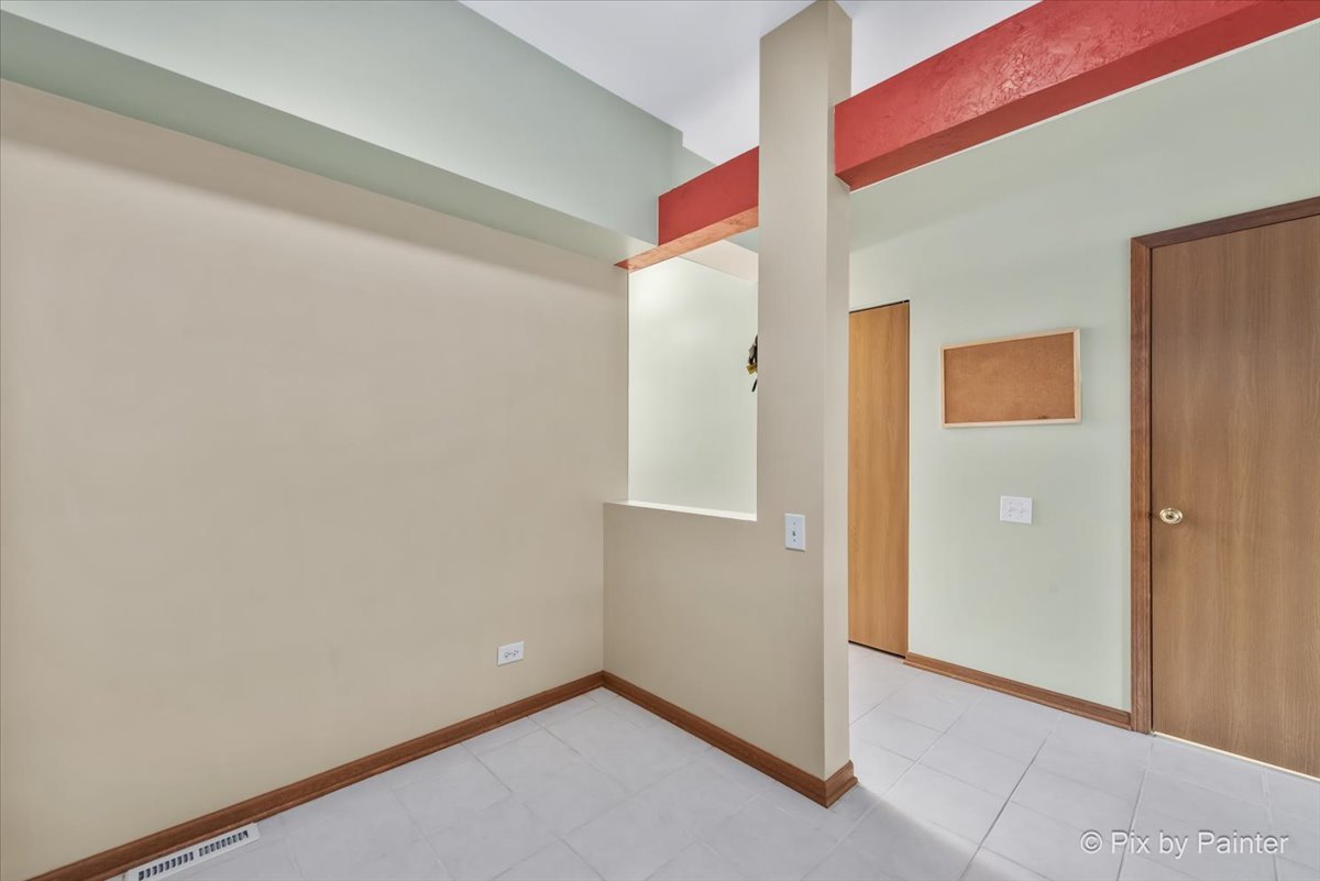 443 Arboretum Drive, Lombard, IL 60148