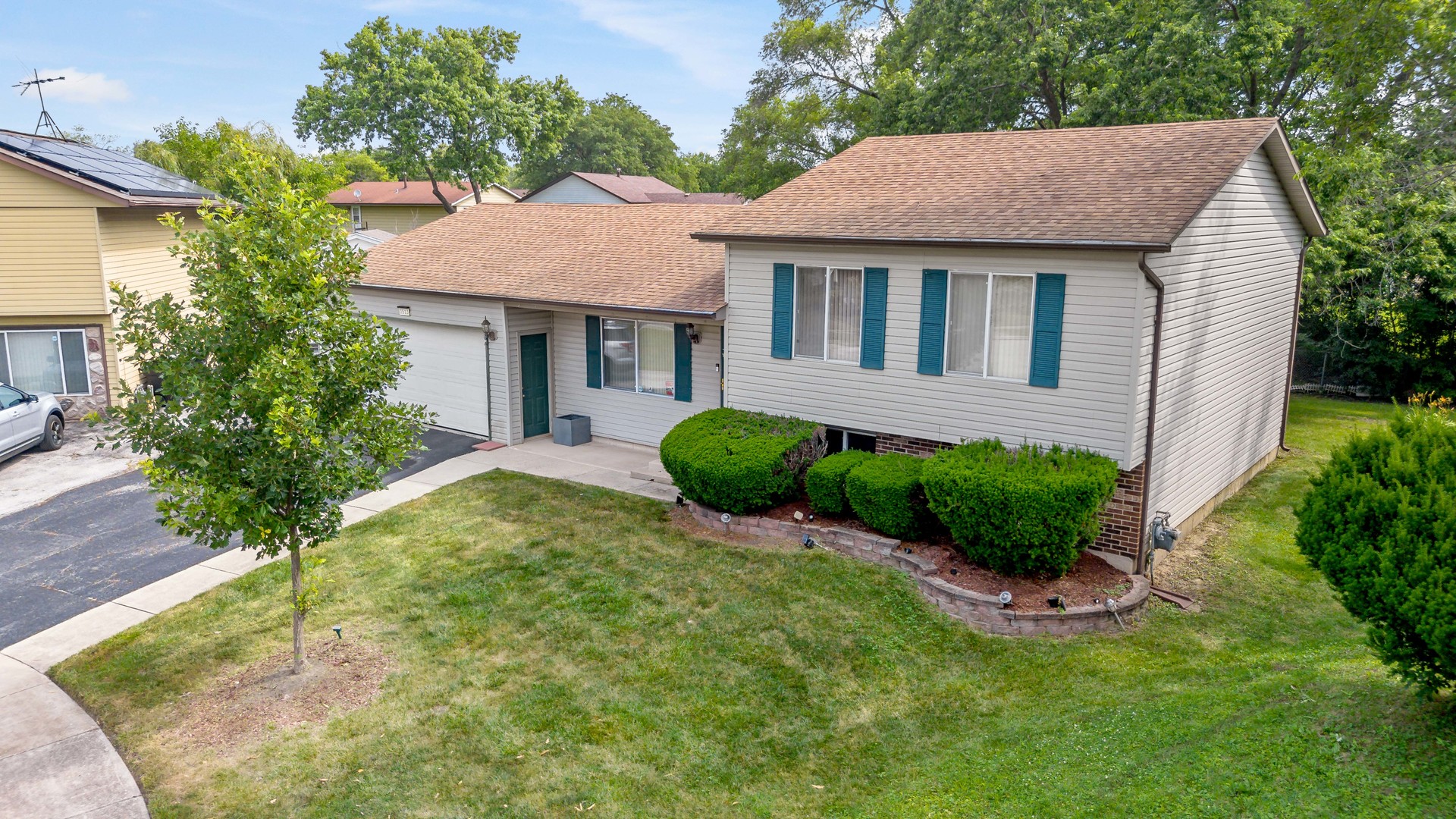 3513 Bordeaux Court, Hazel Crest, IL 60429
