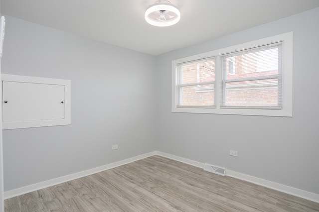 615 E 101st Place, Chicago, IL 60628