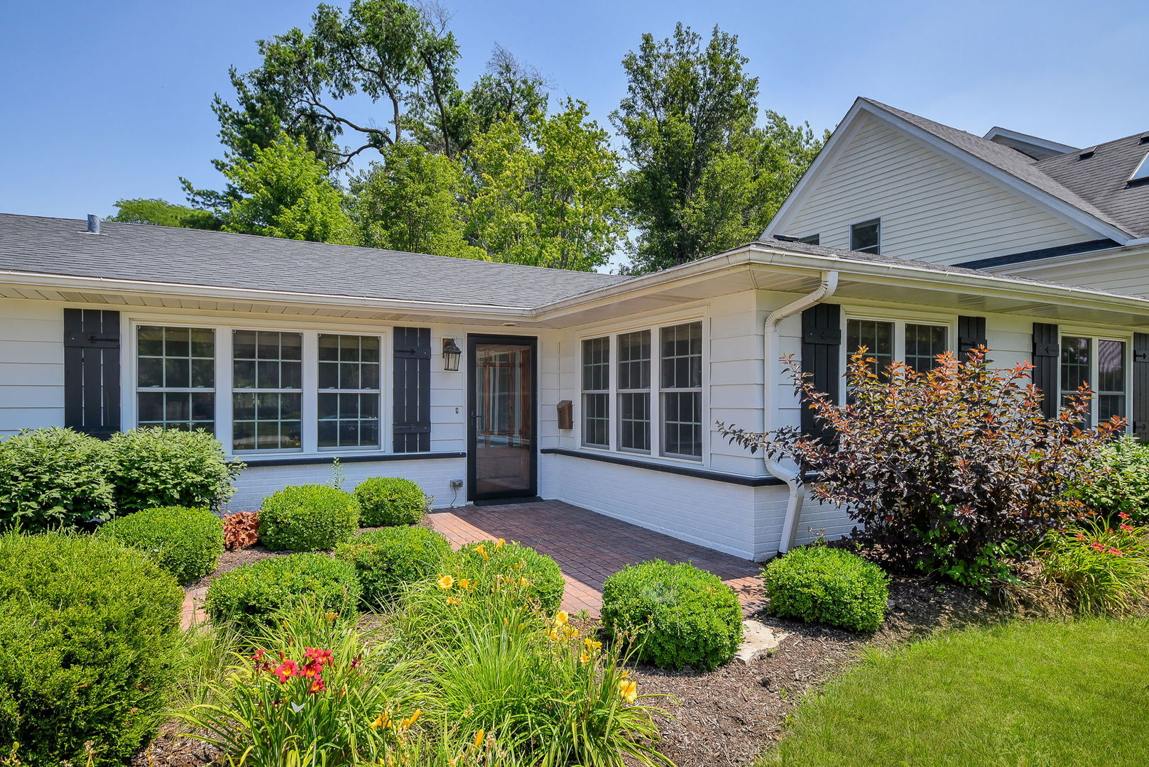 1845 Howard Street, Wheaton, IL 60187