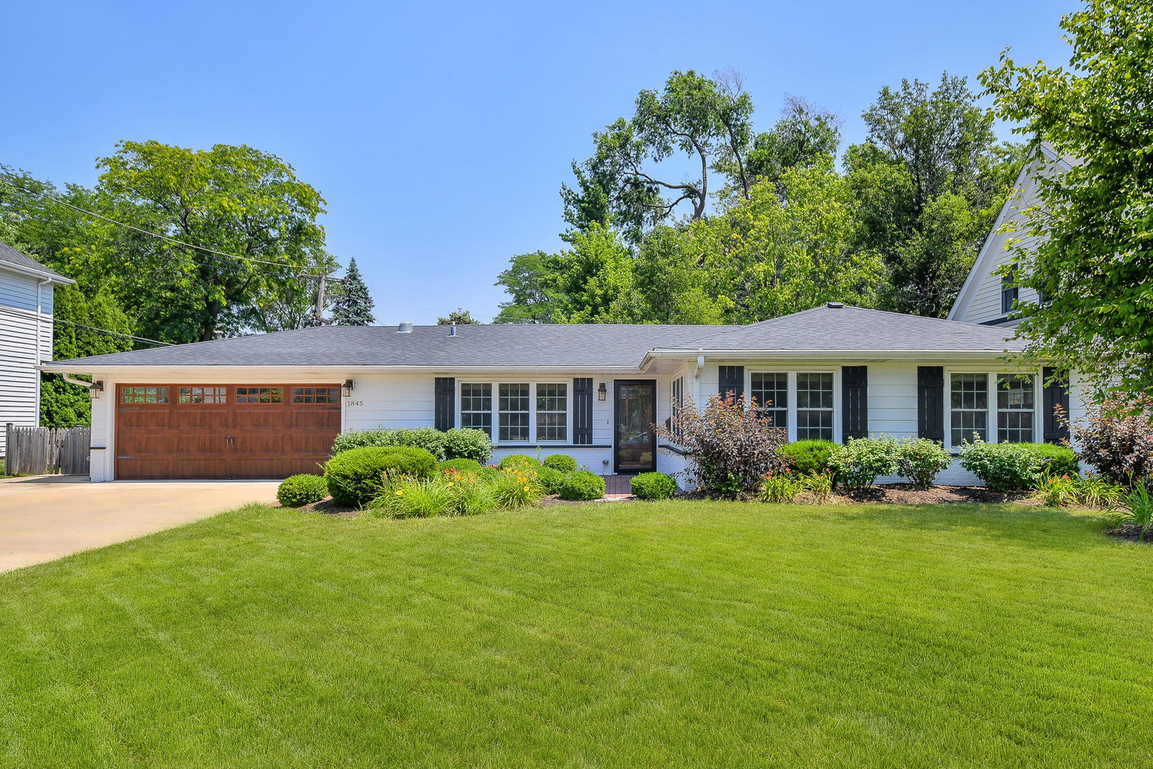 1845 Howard Street, Wheaton, IL 60187
