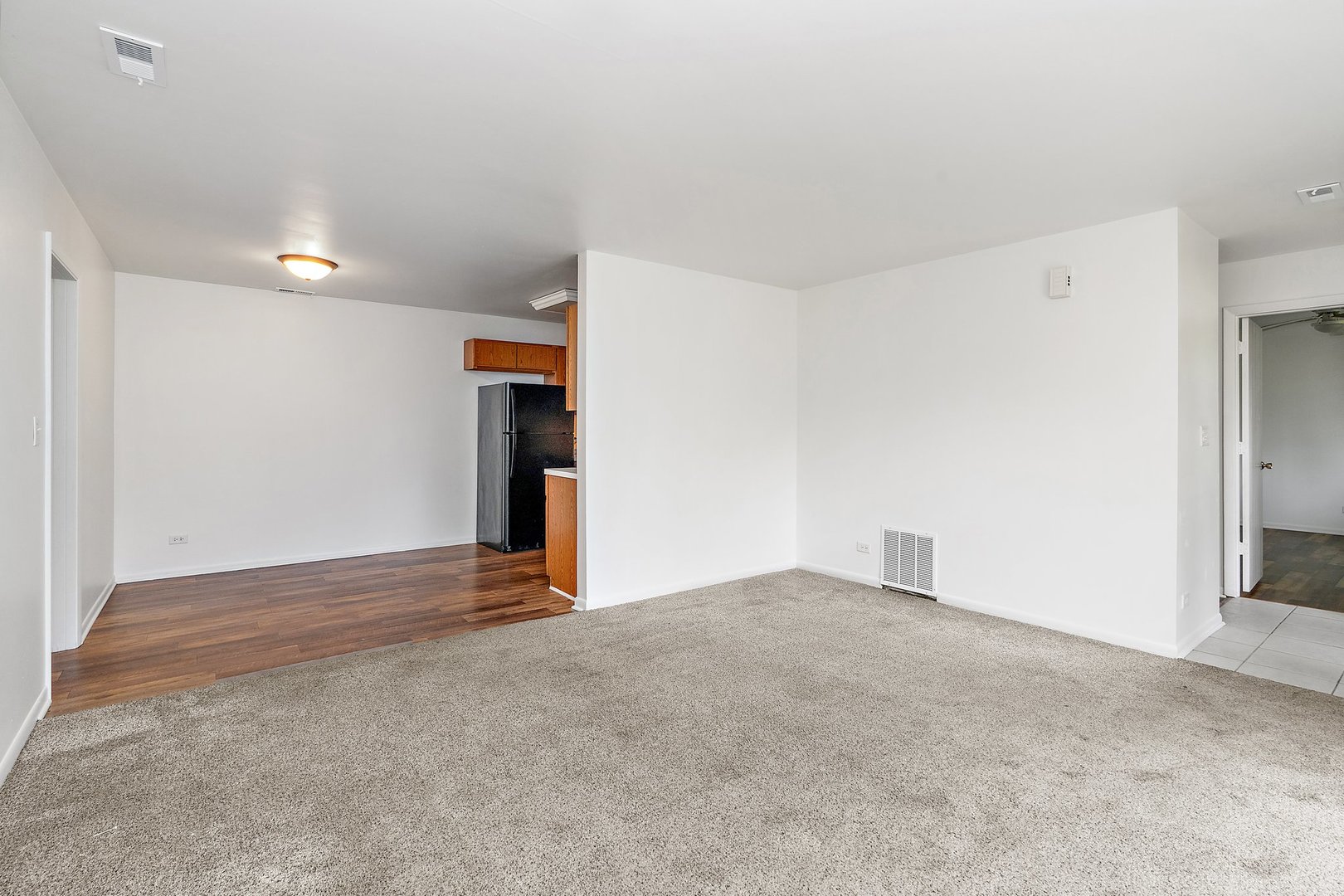 1555 Perry Court #C, Aurora, IL 60505