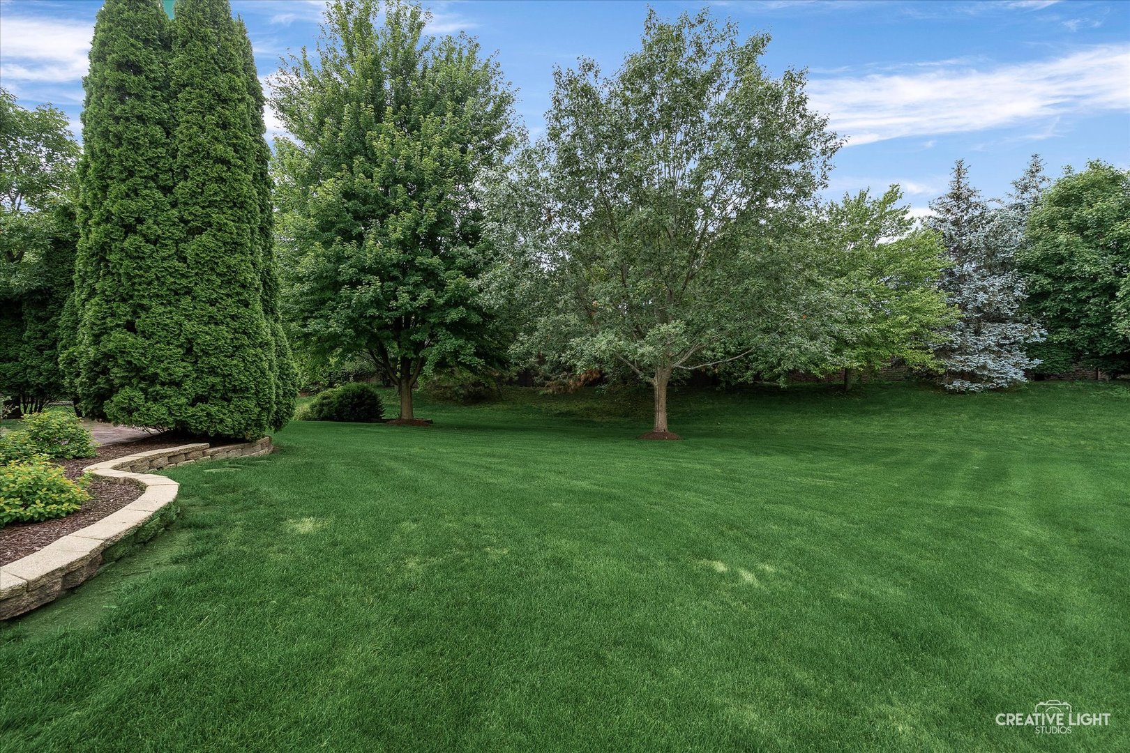 404 Kent Court, Oswego, IL 60543
