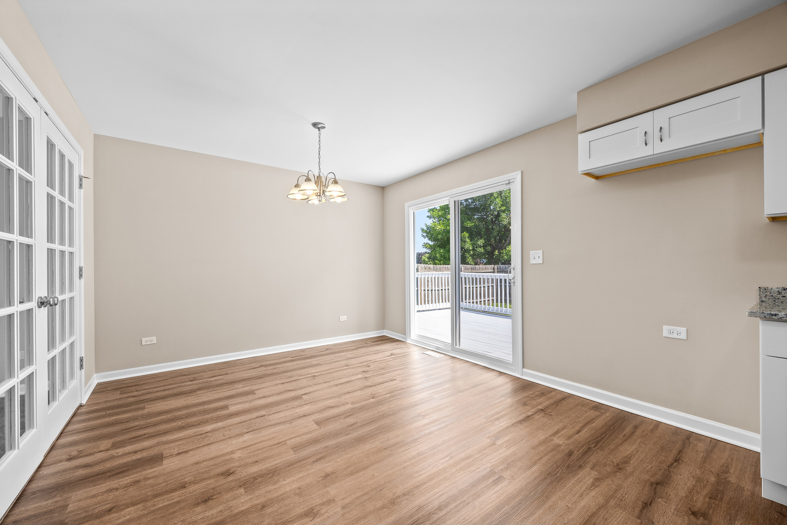166 N Canyon Drive, Bolingbrook, IL 60490
